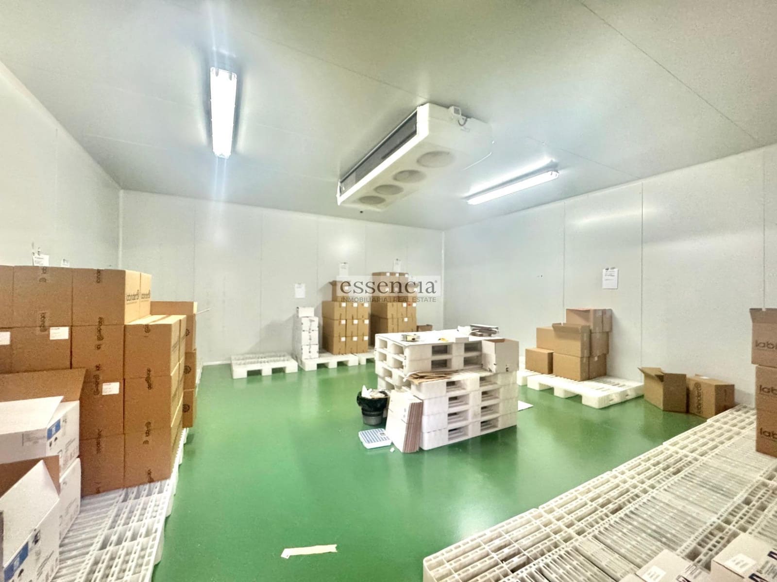 Bedrift til salgs i Gandia med garasje - € 780 000 (Ref: 8859634)