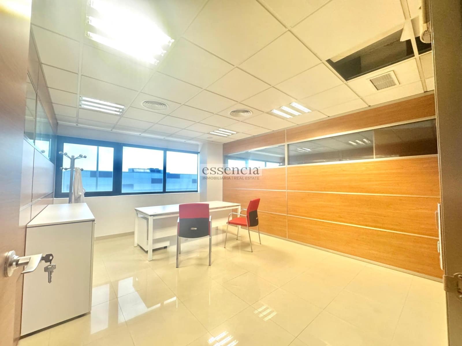 Bedrift til salgs i Gandia med garasje - € 780 000 (Ref: 8859634)