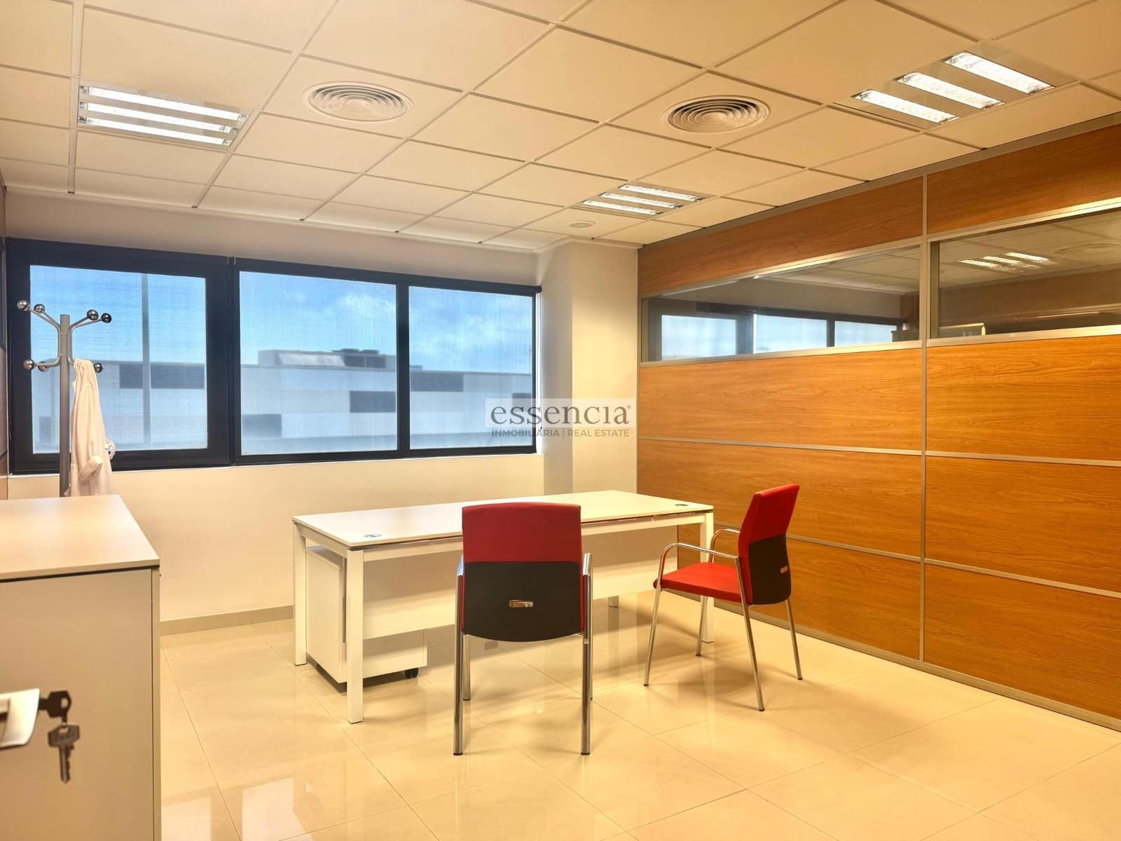 Bedrift til salgs i Gandia med garasje - € 780 000 (Ref: 8859634)