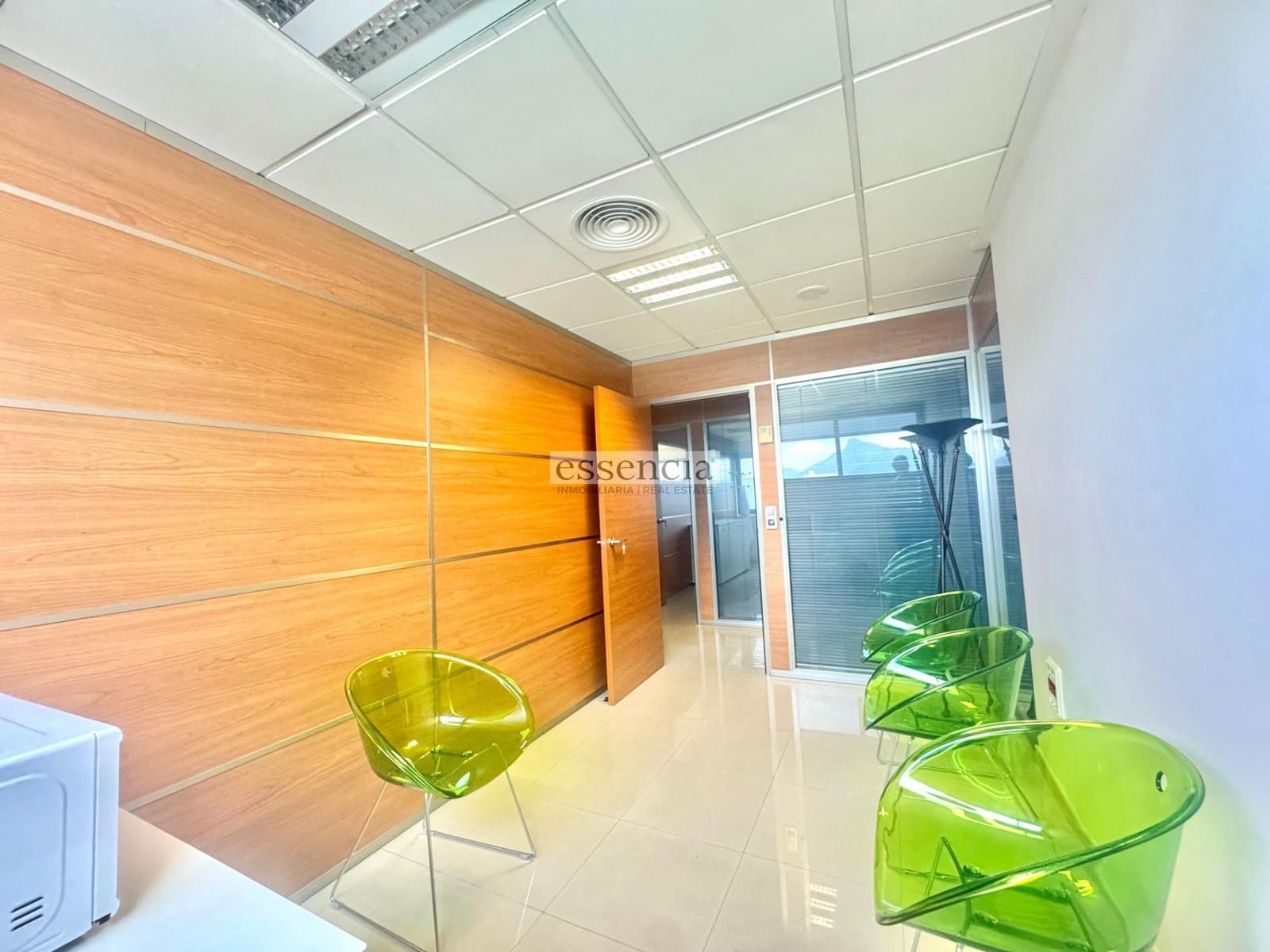 Bedrift til salgs i Gandia med garasje - € 780 000 (Ref: 8859634)