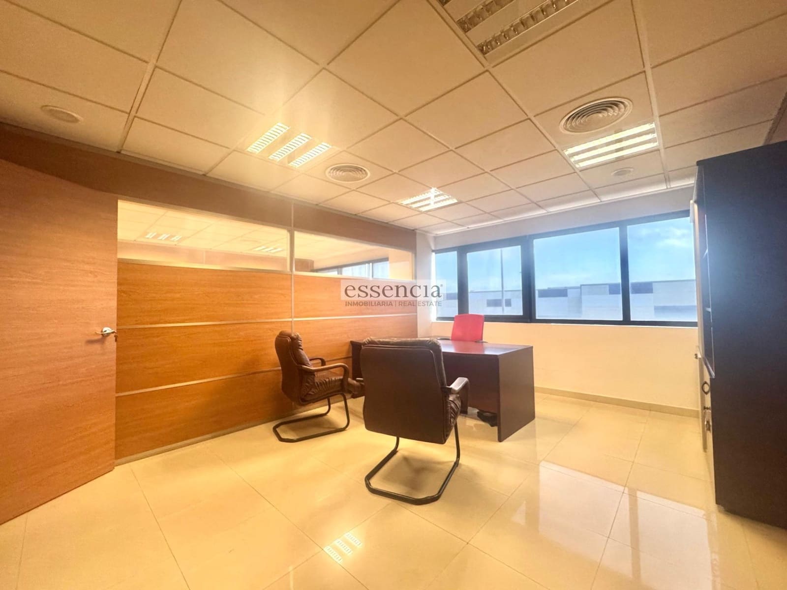 Bedrift til salgs i Gandia med garasje - € 780 000 (Ref: 8859634)