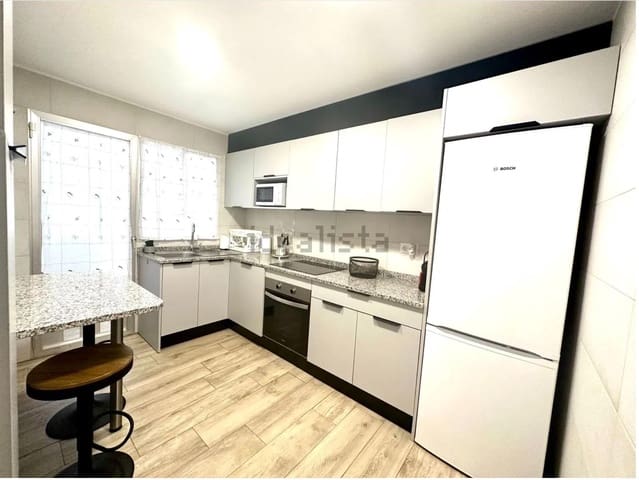 4 sovrum Lägenhet till salu i Gandia med garage - 185 000 € (Ref: 8886126)