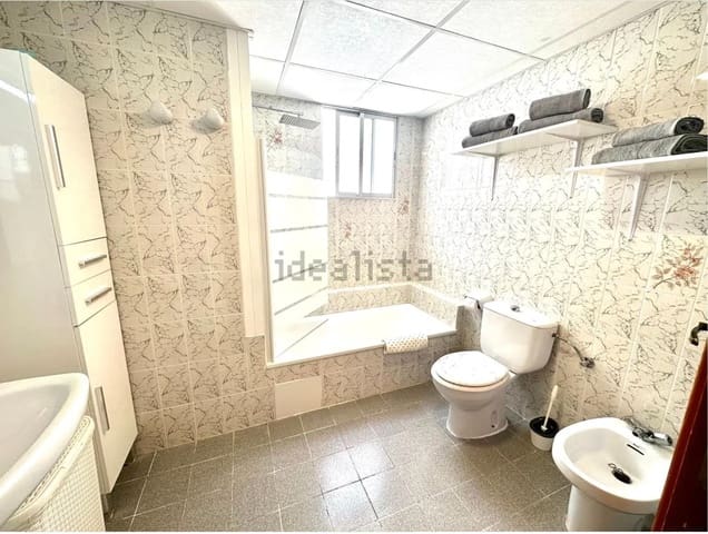 4 sovrum Lägenhet till salu i Gandia med garage - 185 000 € (Ref: 8886126)