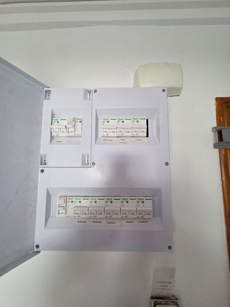 3 soveværelse Lejlighed til salg i Miramar - € 116.000 (Ref: 8905608)