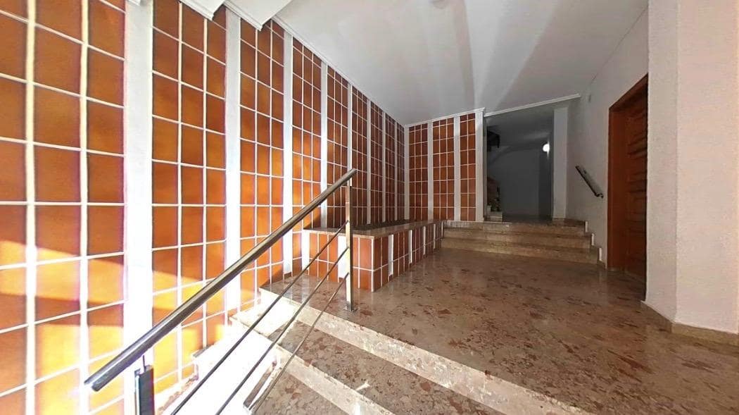 3 soveværelse Lejlighed til salg i Miramar - € 116.000 (Ref: 8905608)