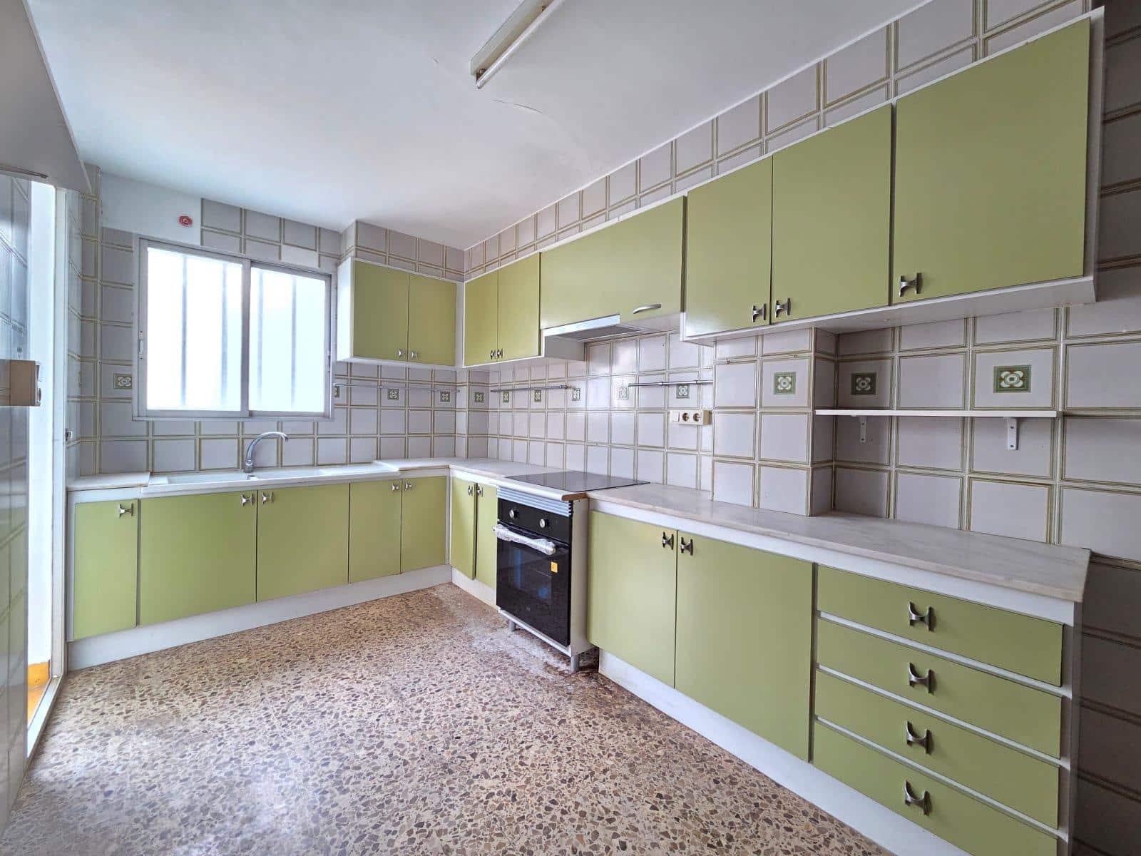 3 soveværelse Lejlighed til salg i Miramar - € 116.000 (Ref: 8905608)