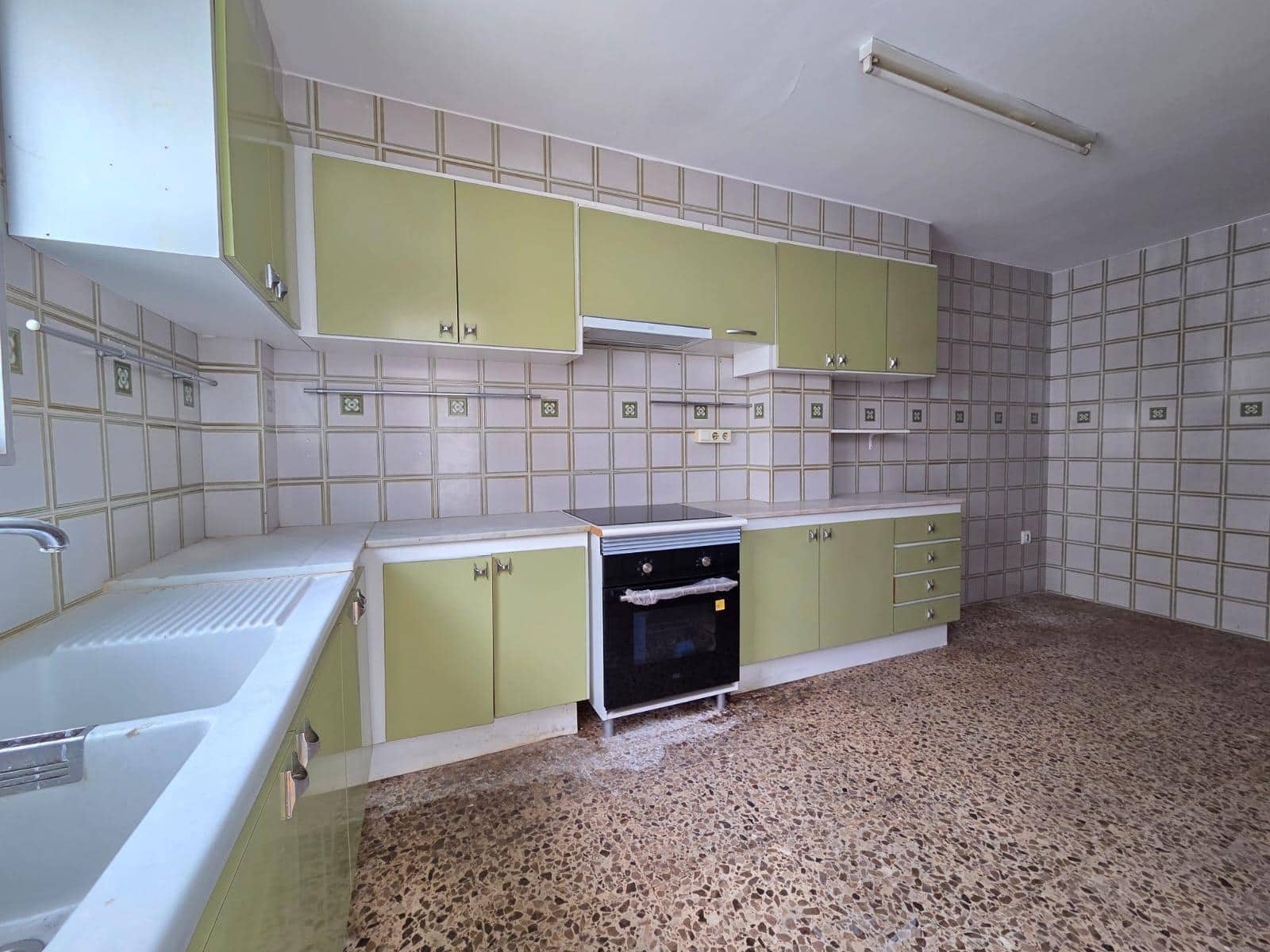 3 soveværelse Lejlighed til salg i Miramar - € 116.000 (Ref: 8905608)