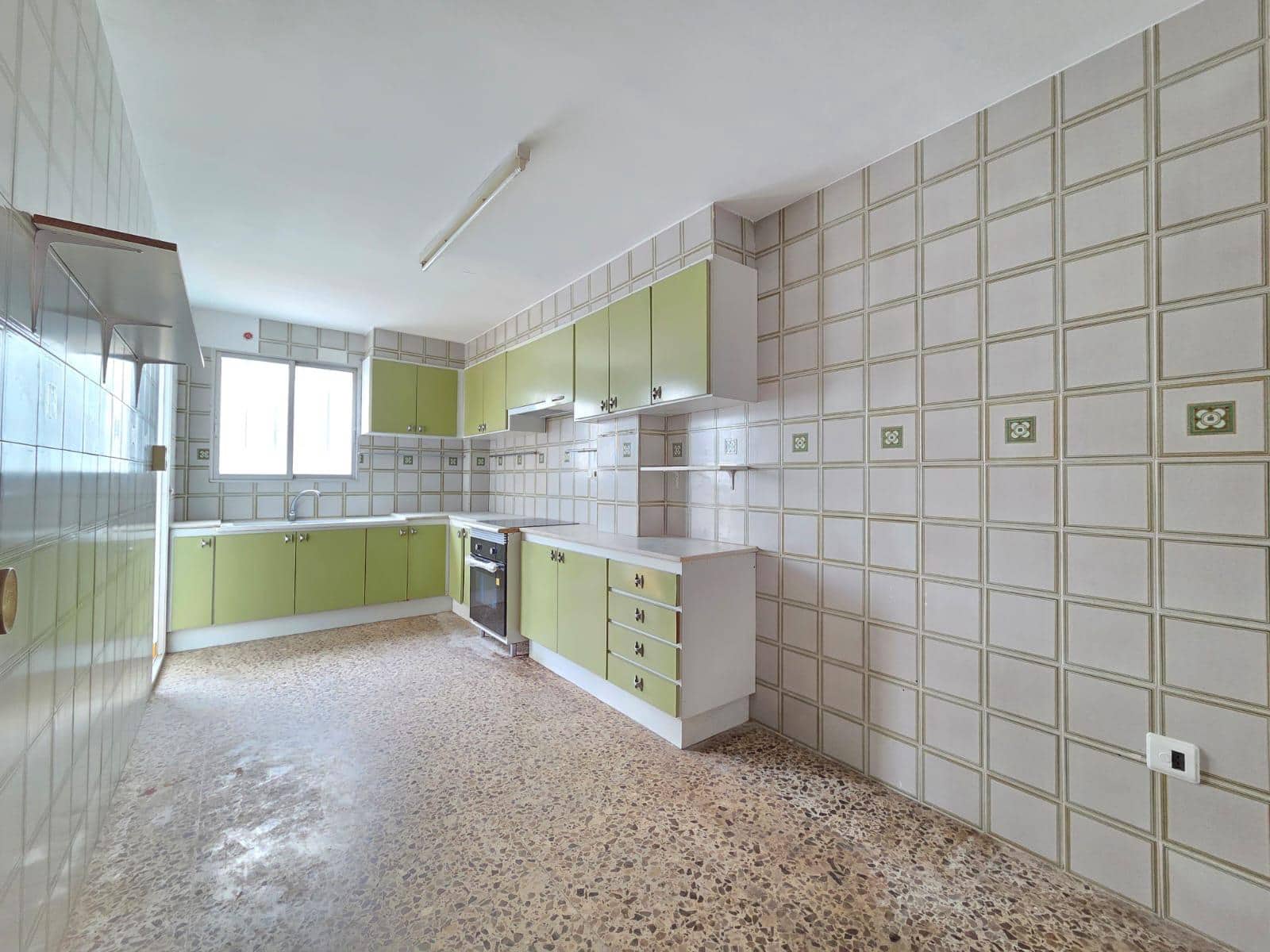 3 soveværelse Lejlighed til salg i Miramar - € 116.000 (Ref: 8905608)