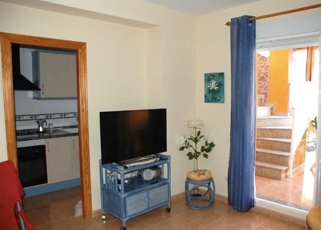 2 bedroom Penthouse for sale in Miramar with pool - € 185,000 (Ref: 8972154)