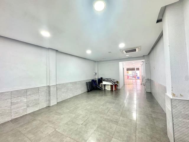 Erhverv til salg i Gandia - € 83.000 (Ref: 8992101)