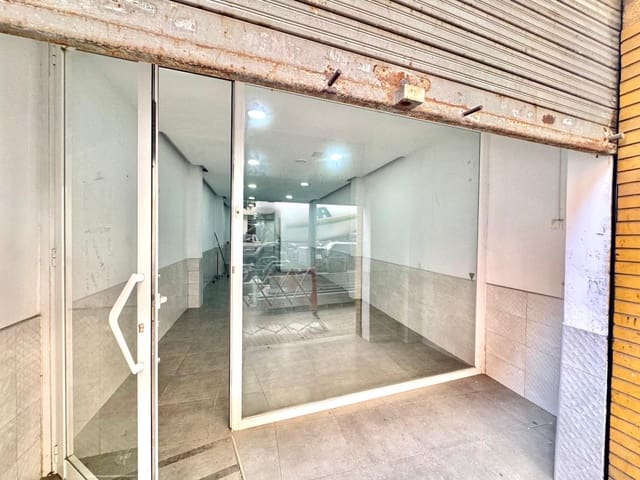 Commercieel te koop in Gandia - € 83.000 (Ref: 8992101)