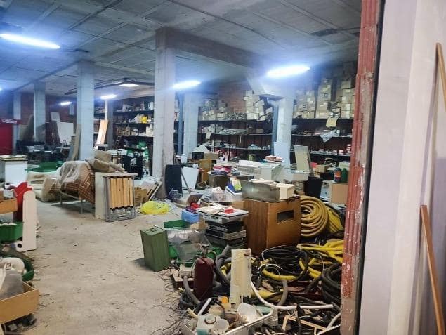 Kommersiell til salgs i Gandia - € 225 000 (Ref: 8992102)