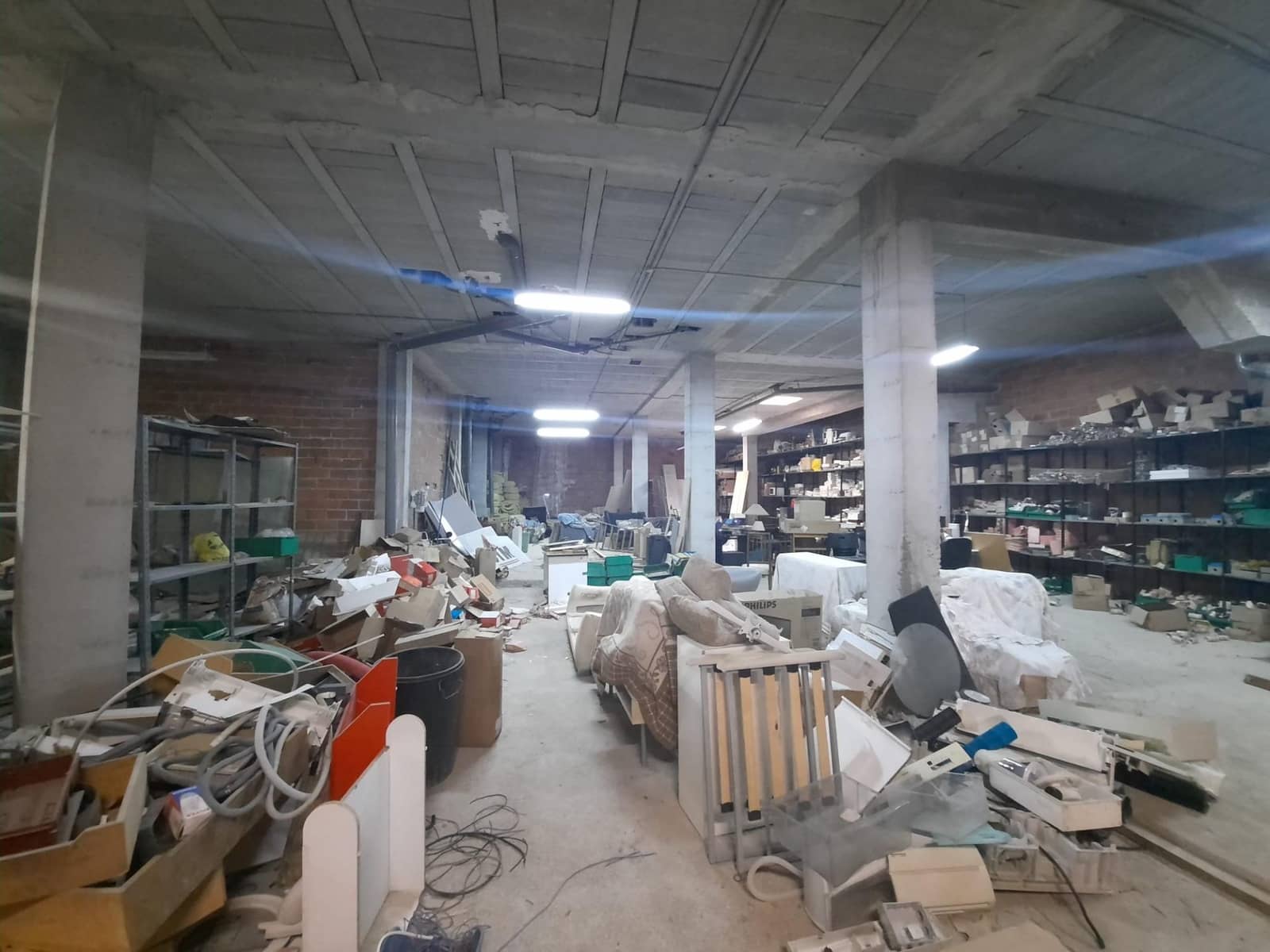 Kommersiell til salgs i Gandia - € 225 000 (Ref: 8992102)