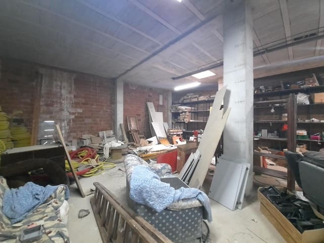 Commerciale in vendita in Gandia - 225.000 € (Rif: 8992102)