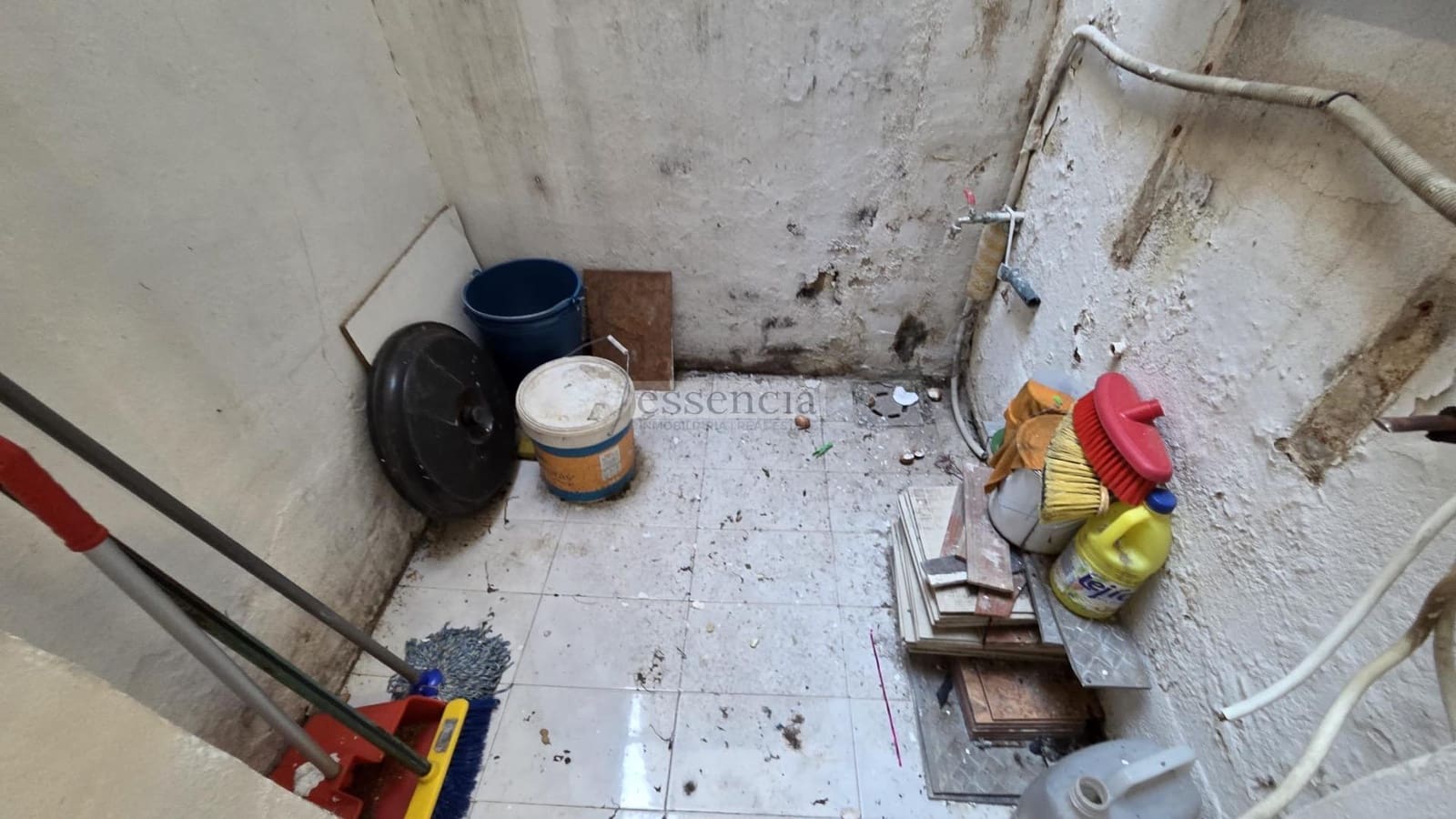 Kaupallinen vuokrattavana paikassa Gandia - 690 € (Ref: 9012408)