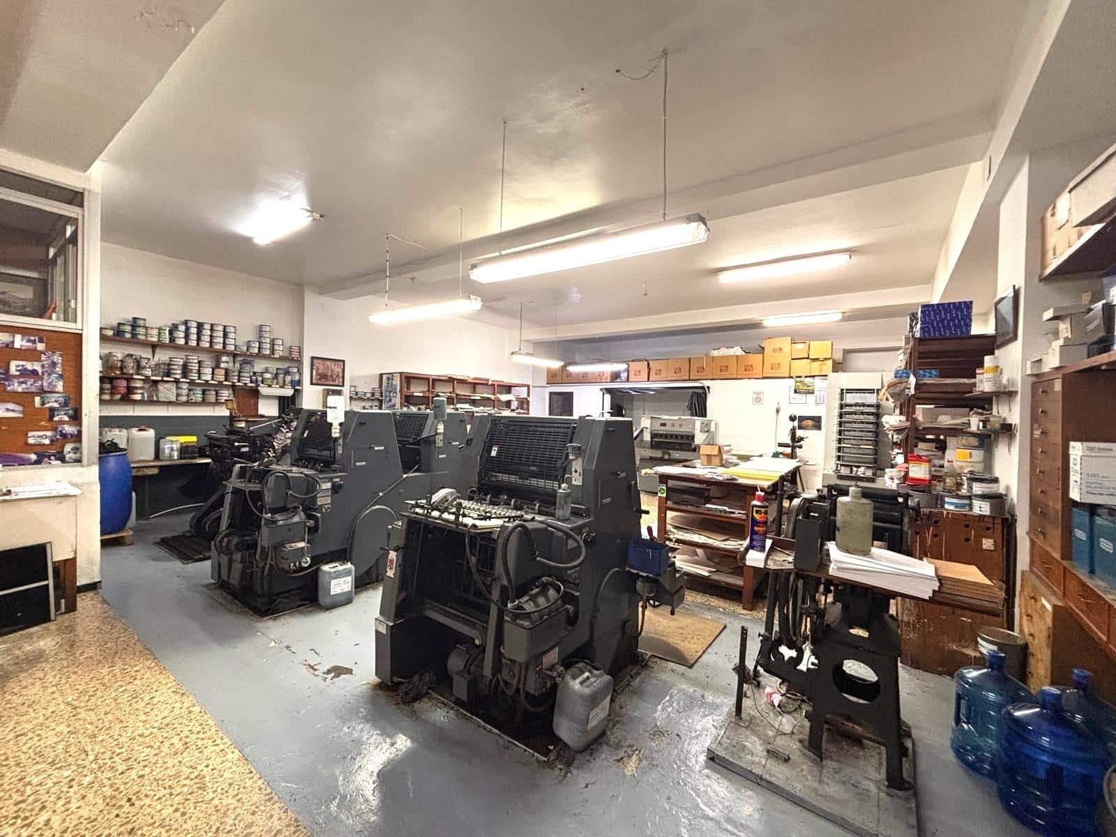 Erhverv til salg i Gandia med garage - € 189.000 (Ref: 9014613)