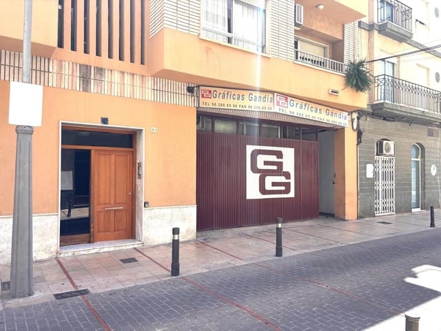 Erhverv til salg i Gandia med garage - € 189.000 (Ref: 9014613)