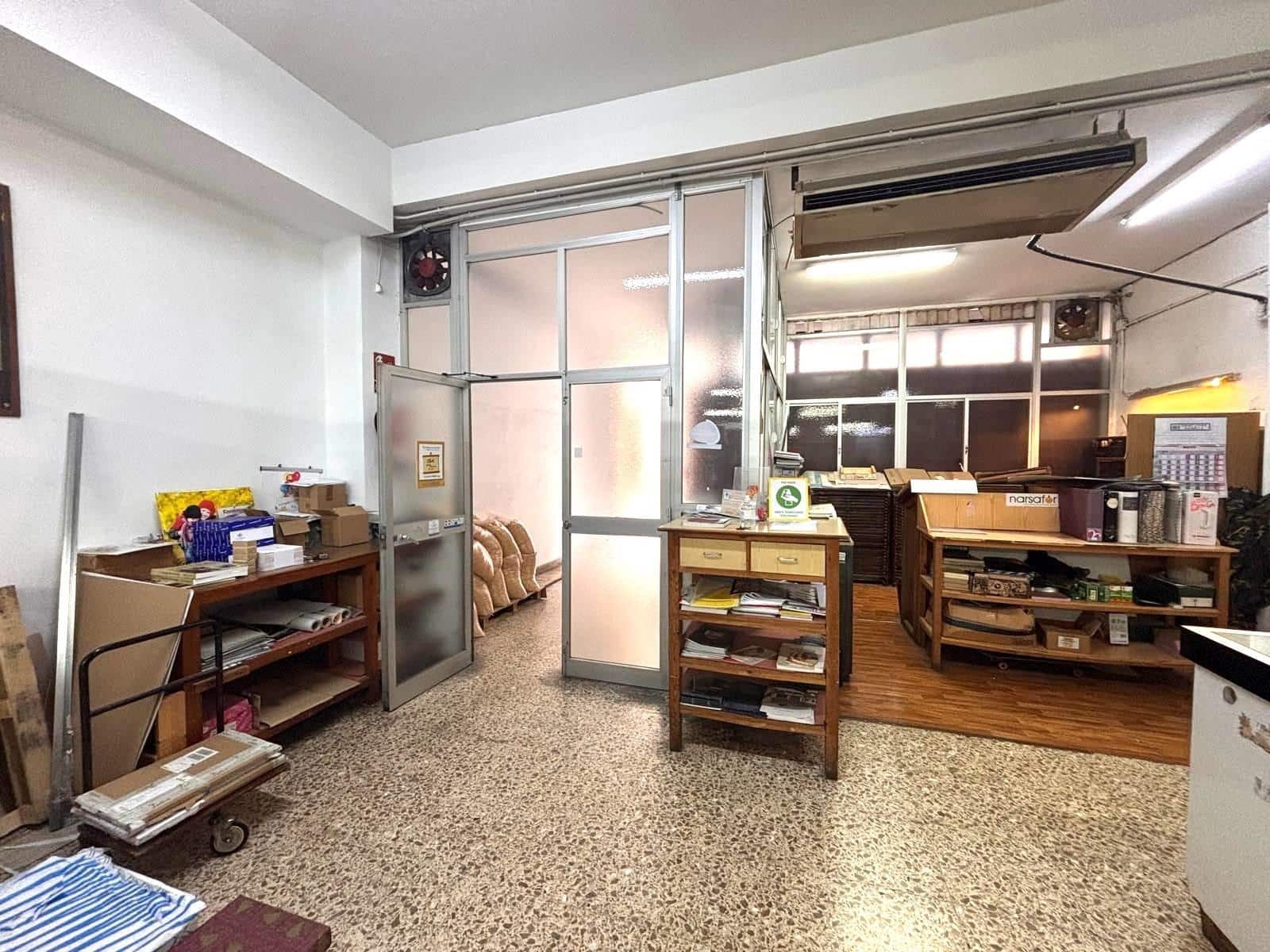 Erhverv til salg i Gandia med garage - € 189.000 (Ref: 9014613)