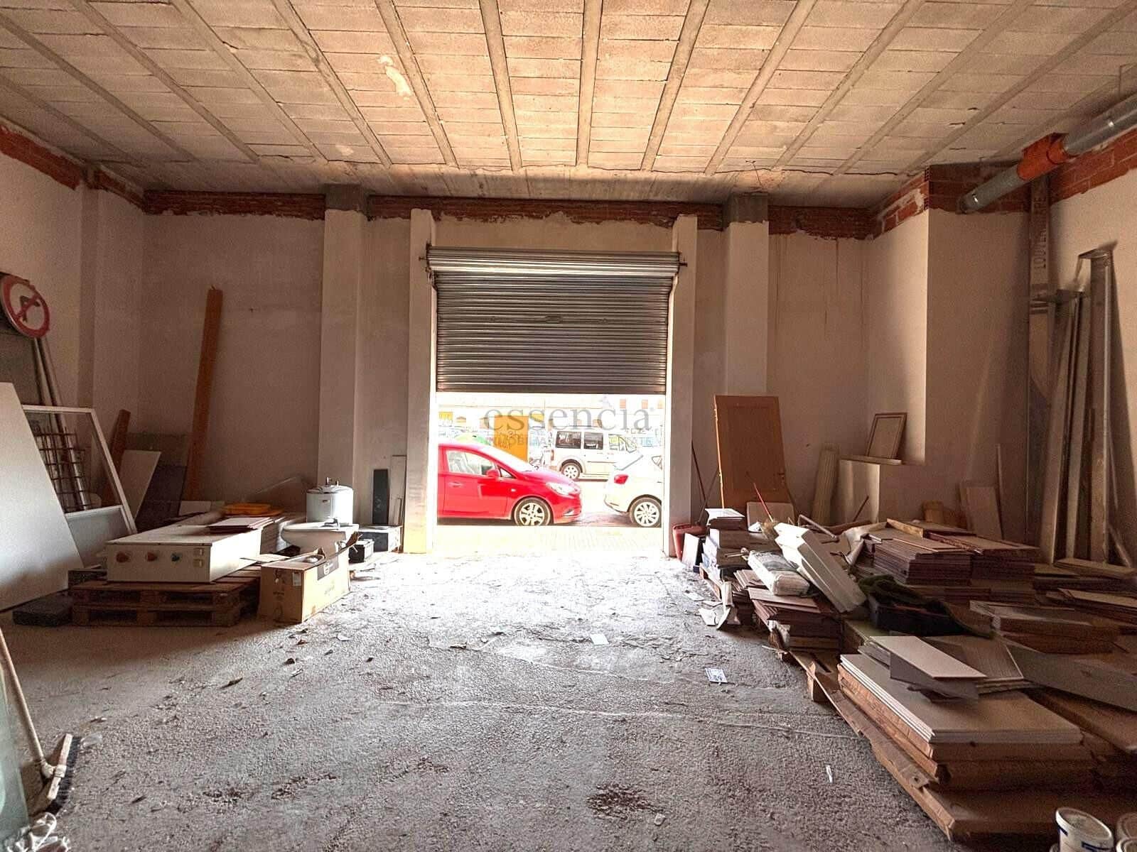 Erhverv til salg i Gandia - € 125.000 (Ref: 9014614)