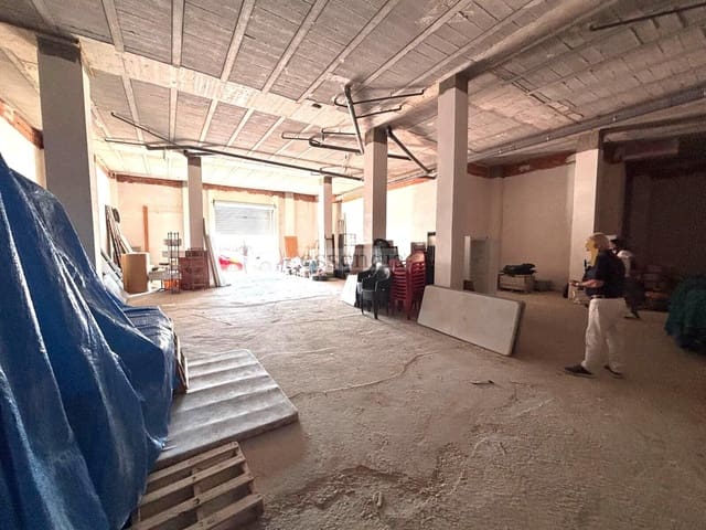 Commercieel te koop in Gandia - € 125.000 (Ref: 9014614)