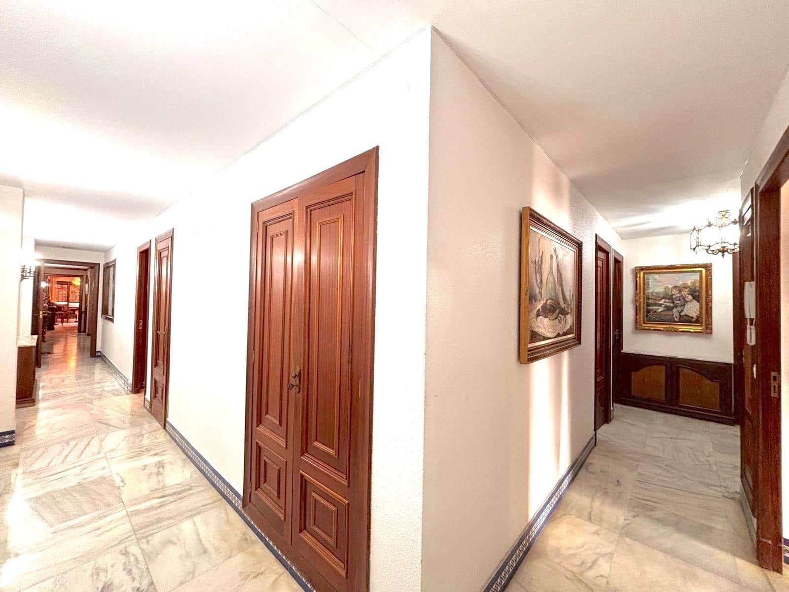 5 soveværelse Lejlighed til salg i Gandia med garage - € 399.900 (Ref: 9031280)