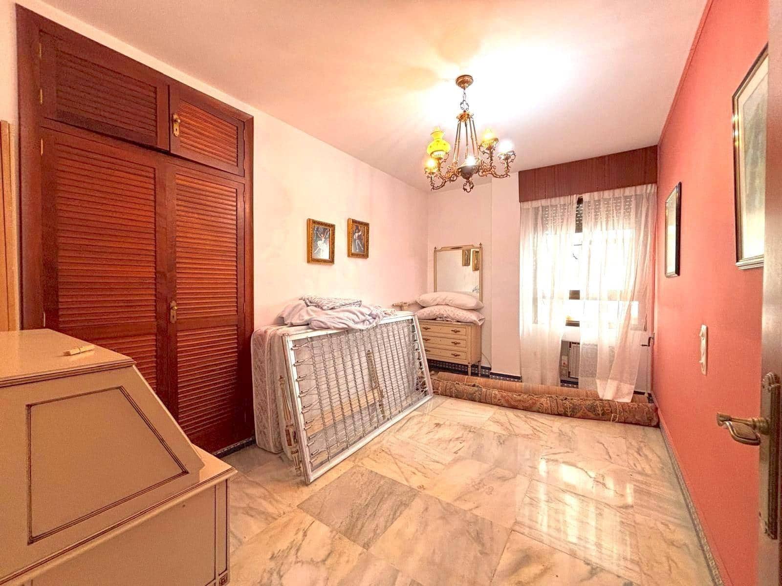 5 soveværelse Lejlighed til salg i Gandia med garage - € 399.900 (Ref: 9031280)