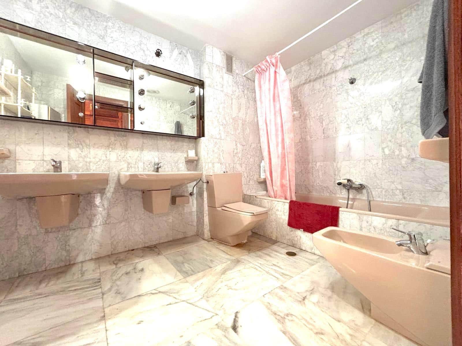 5 soveværelse Lejlighed til salg i Gandia med garage - € 399.900 (Ref: 9031280)