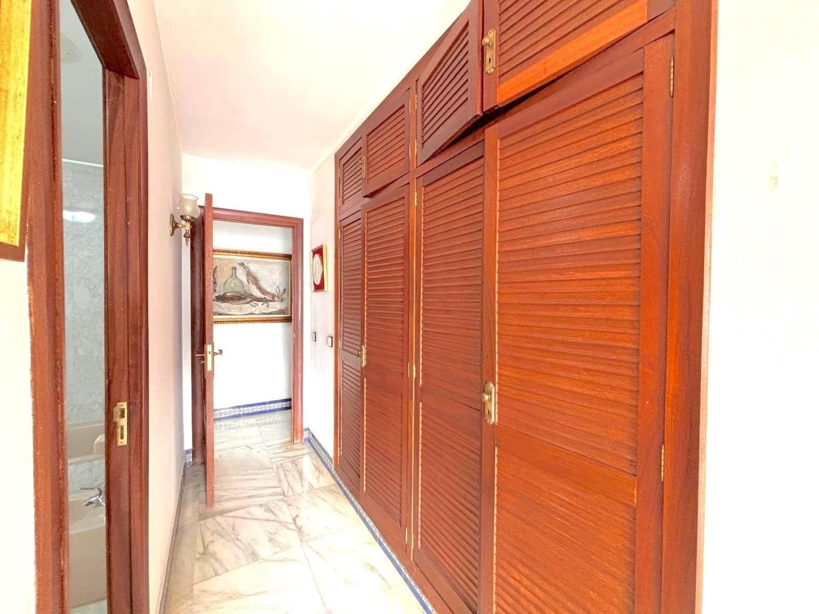 5 soveværelse Lejlighed til salg i Gandia med garage - € 399.900 (Ref: 9031280)