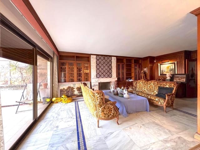 5 soveværelse Lejlighed til salg i Gandia med garage - € 399.900 (Ref: 9031280)