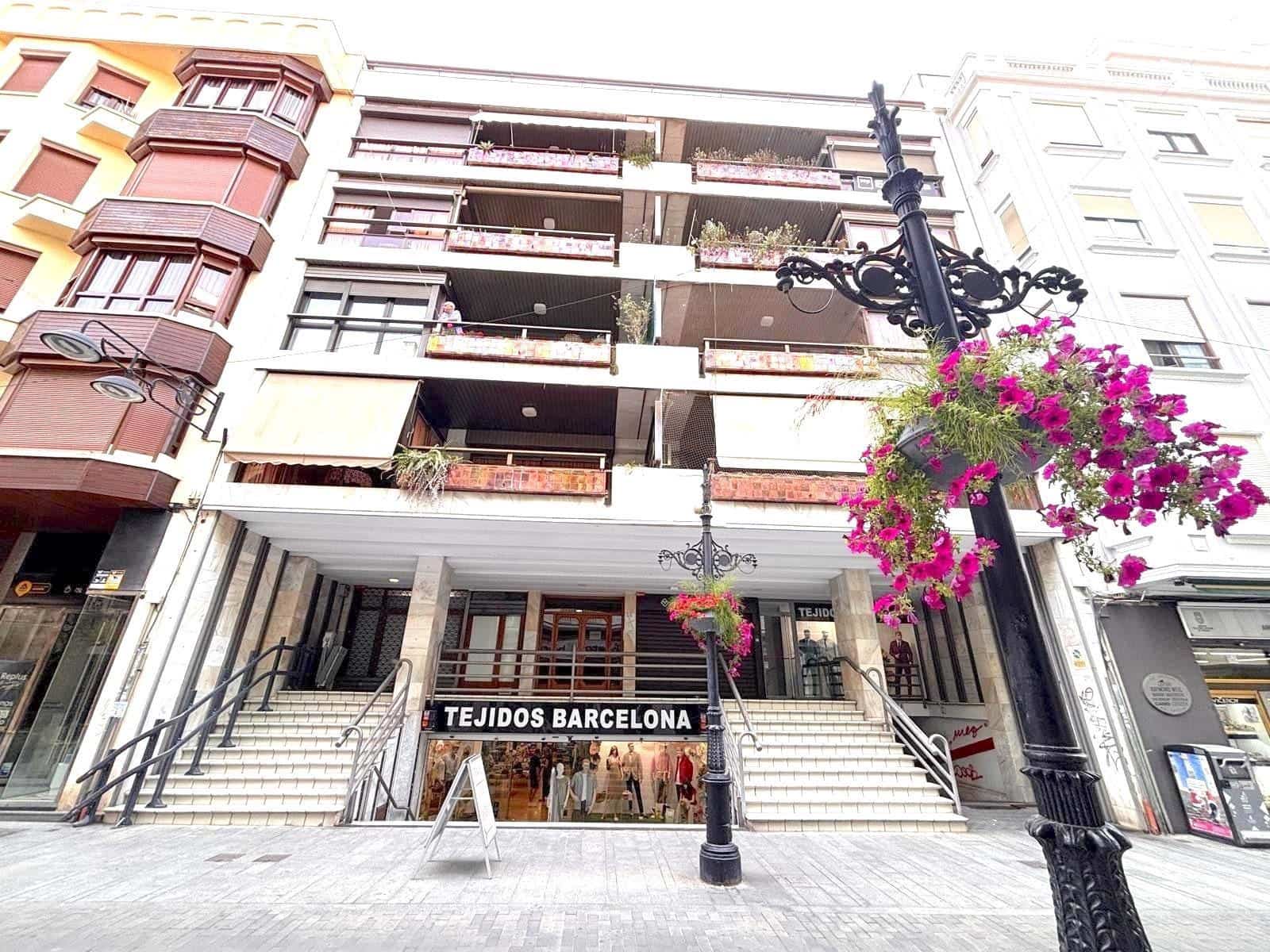 5 soveværelse Lejlighed til salg i Gandia med garage - € 399.900 (Ref: 9031280)