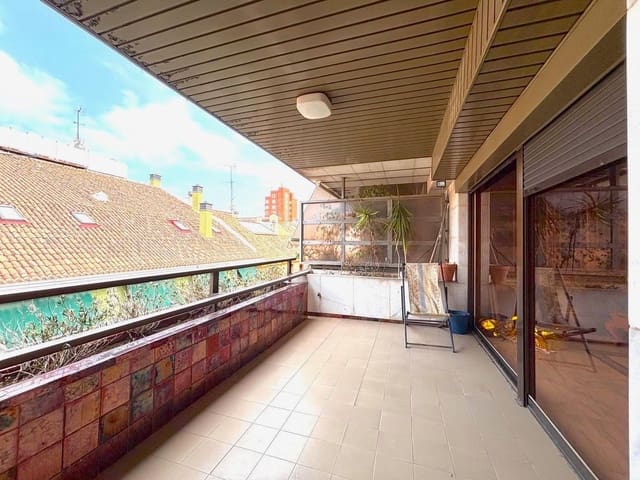 5 soveværelse Lejlighed til salg i Gandia med garage - € 399.900 (Ref: 9031280)