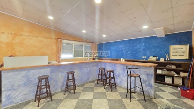 Commercial for sale in Palma de Gandía with garage - € 499,900 (Ref: 9034377)