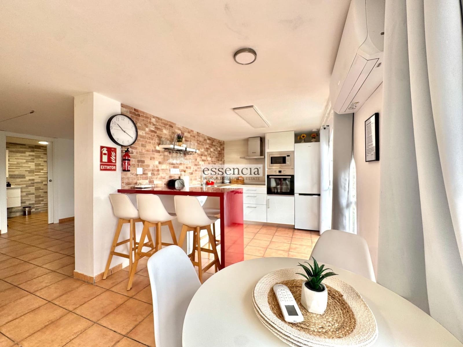 4 soveværelse Villa til salg i Gandia med swimmingpool - € 359.000 (Ref: 9057459)