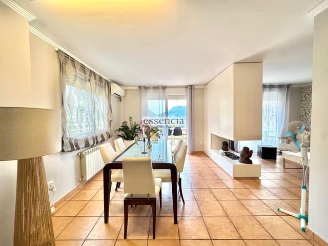 4 soverom Villa til salgs i Gandia med svømmebasseng - € 359 000 (Ref: 9057459)