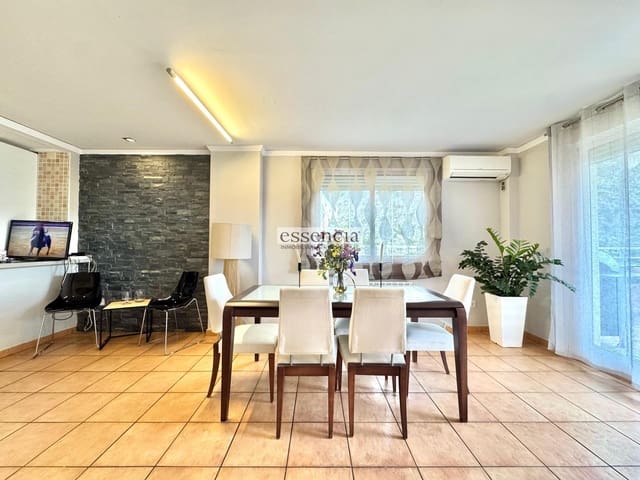 4 soverom Villa til salgs i Gandia med svømmebasseng - € 359 000 (Ref: 9057459)