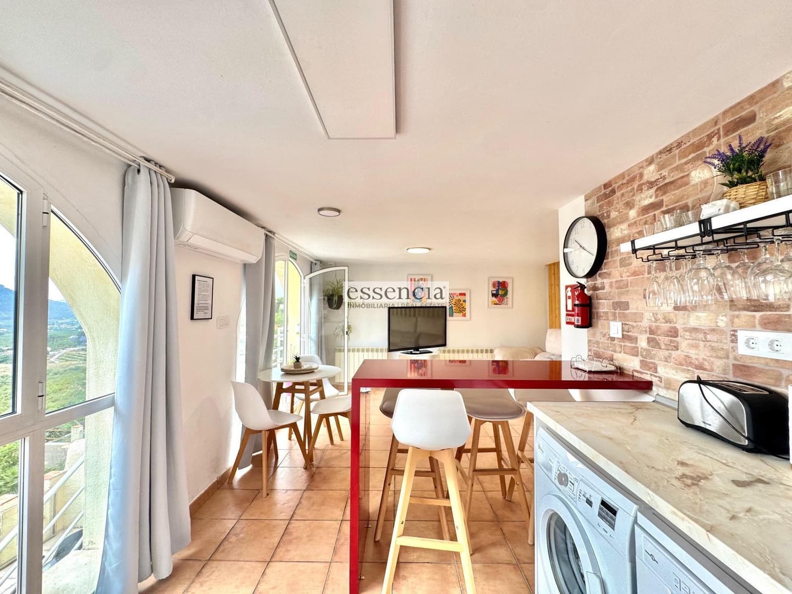 4 soveværelse Villa til salg i Gandia med swimmingpool - € 359.000 (Ref: 9057459)