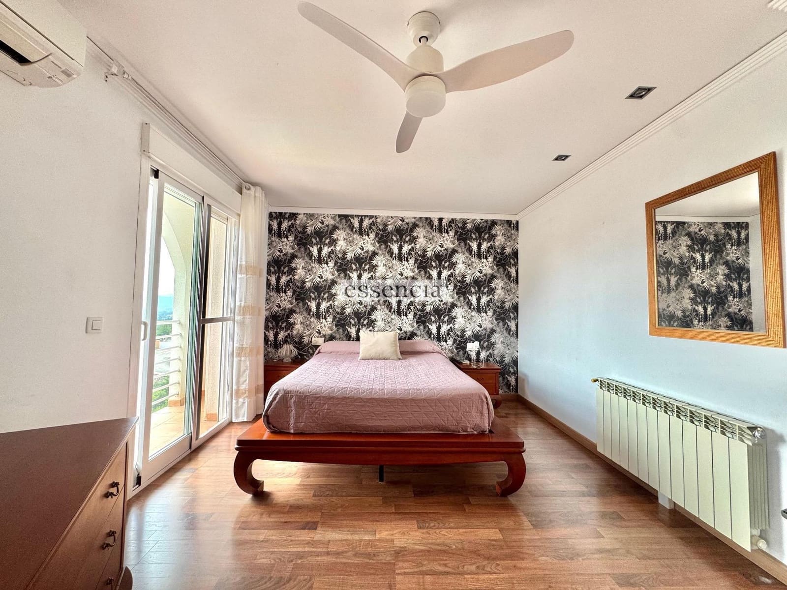 4 soveværelse Villa til salg i Gandia med swimmingpool - € 359.000 (Ref: 9057459)