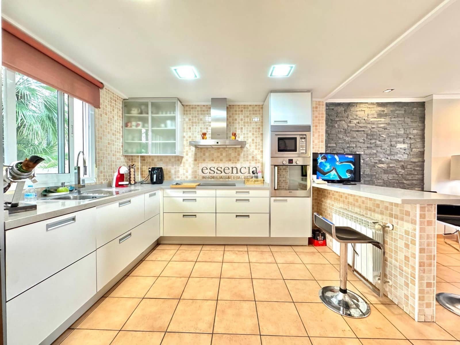 4 soveværelse Villa til salg i Gandia med swimmingpool - € 359.000 (Ref: 9057459)