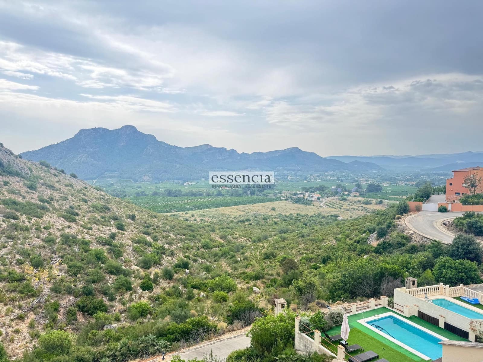 4 soveværelse Villa til salg i Gandia med swimmingpool - € 359.000 (Ref: 9057459)