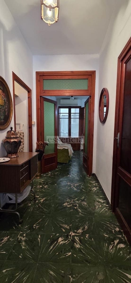 5 soveværelse Semi-Rækkehus til salg i Gandia - € 199.900 (Ref: 9089688)