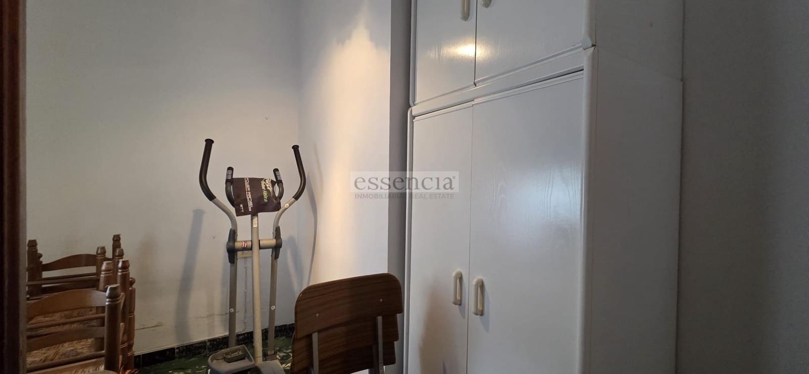 5 soveværelse Semi-Rækkehus til salg i Gandia - € 199.900 (Ref: 9089688)