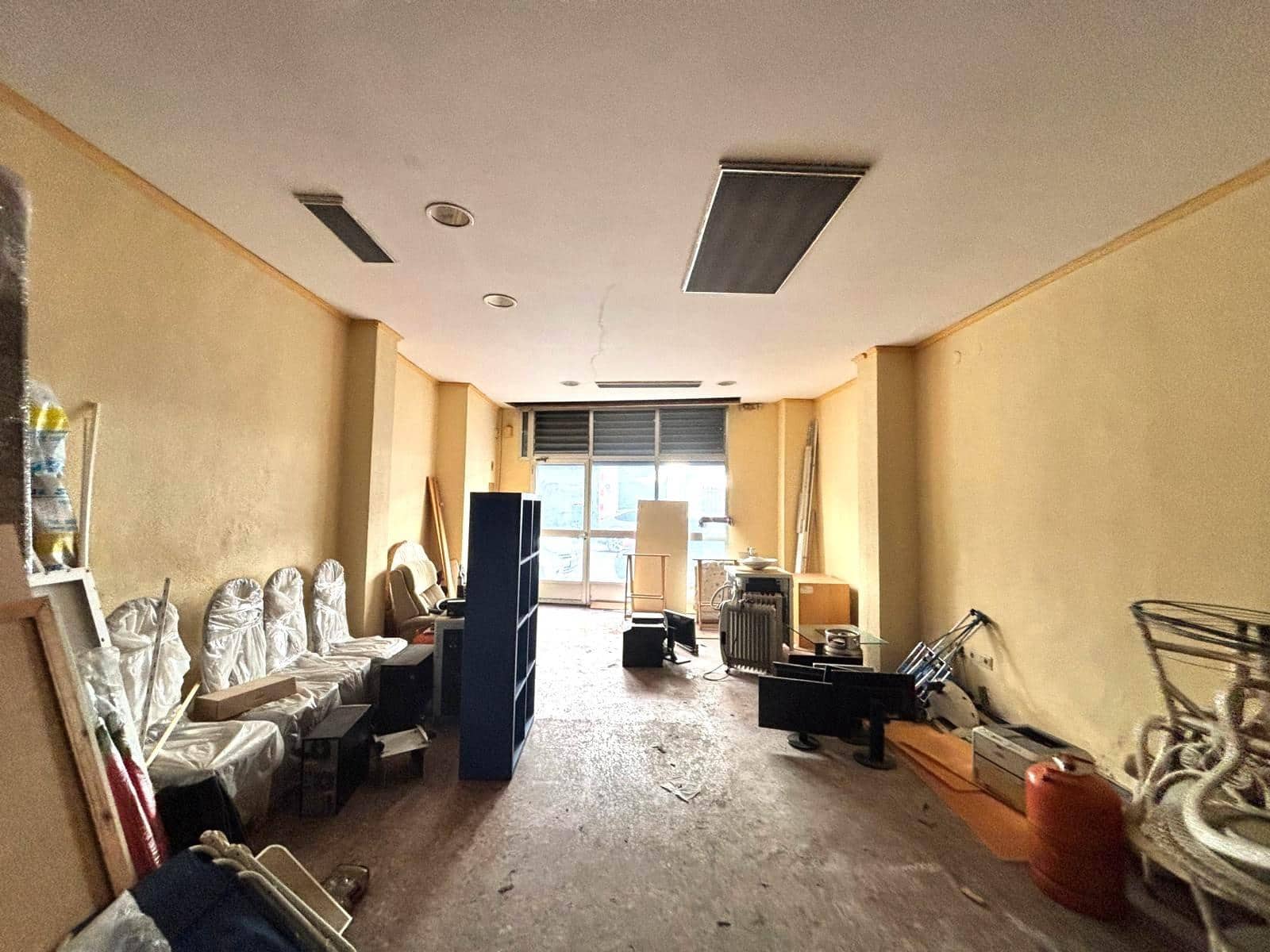 Erhverv til salg i Gandia - € 105.000 (Ref: 9095163)