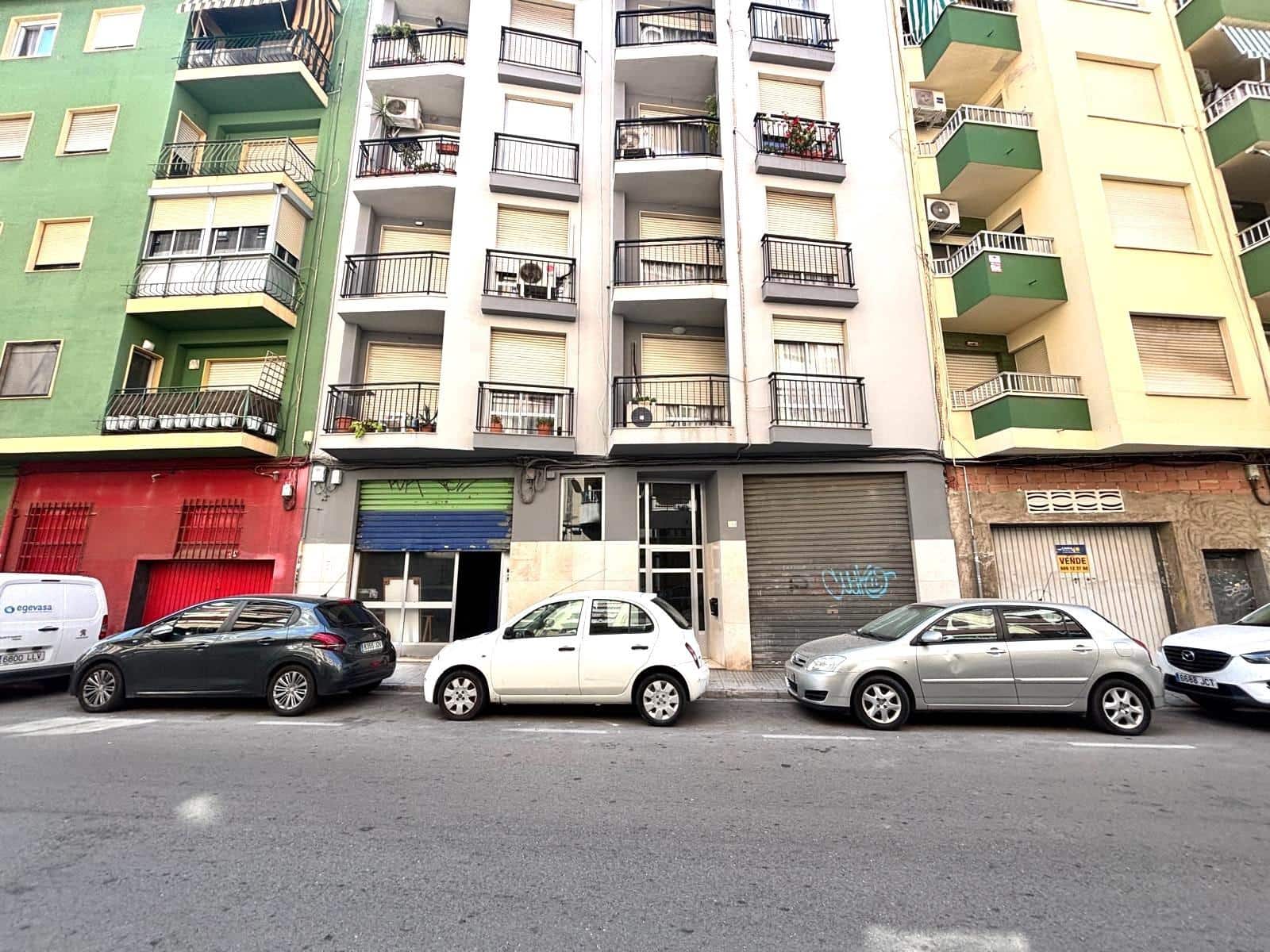 Erhverv til salg i Gandia - € 105.000 (Ref: 9095163)