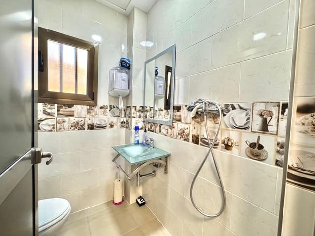 2 sovrum Kommersiell till salu i Piles - 135 000 € (Ref: 9102810)