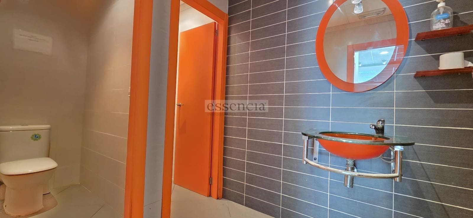 2 bedroom Commercial for sale in Gandia - € 82,292 (Ref: 9104495)