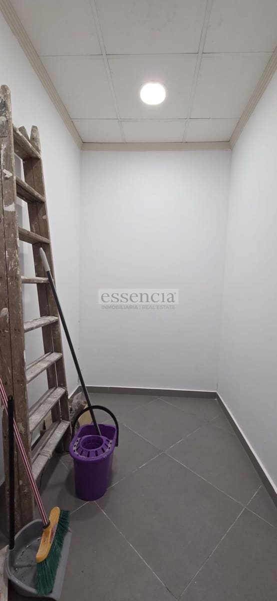 2 bedroom Commercial for sale in Gandia - € 82,292 (Ref: 9104495)