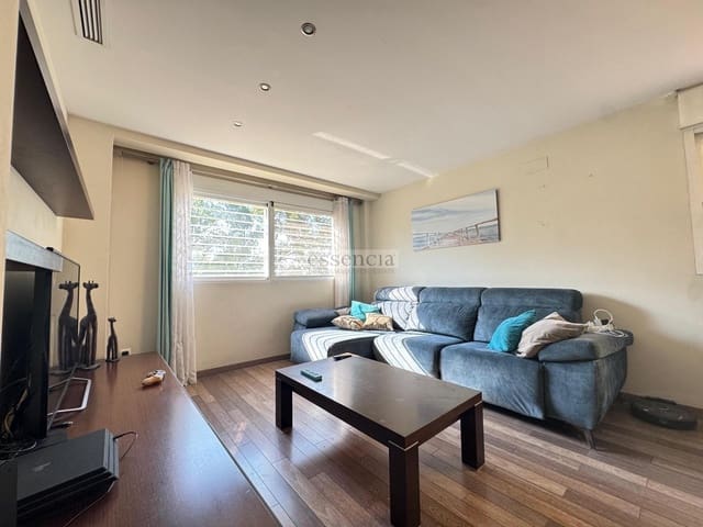 3 bedroom Terraced Villa for sale in Almoines with pool garage - € 209,000 (Ref: 9108577)