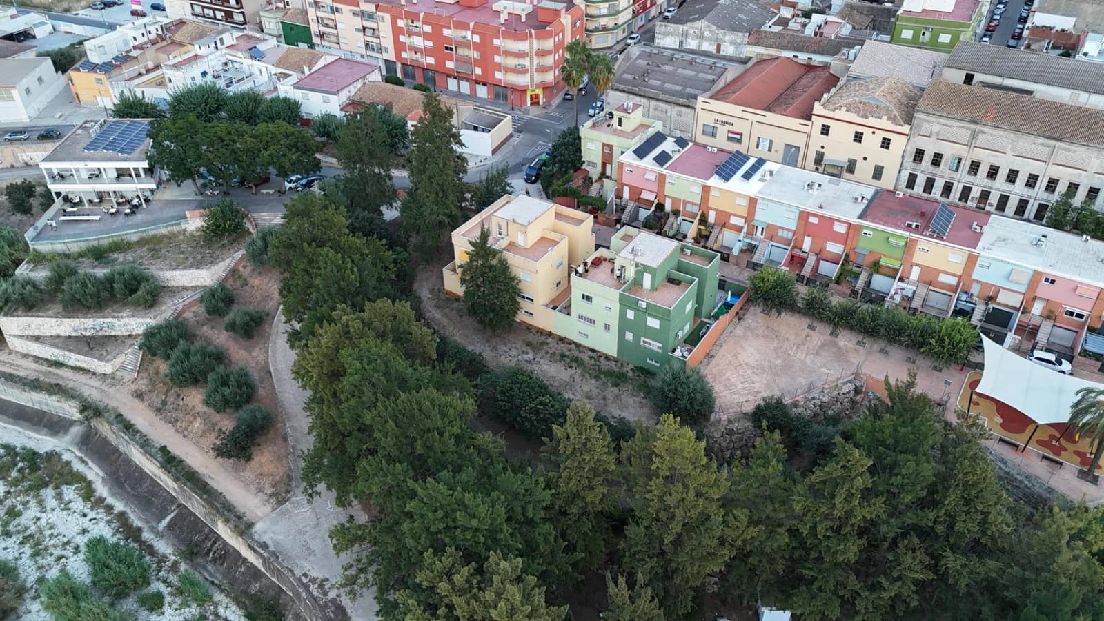 3 soveværelse Rækkehus til salg i Almoines med swimmingpool garage - € 209.000 (Ref: 9108577)