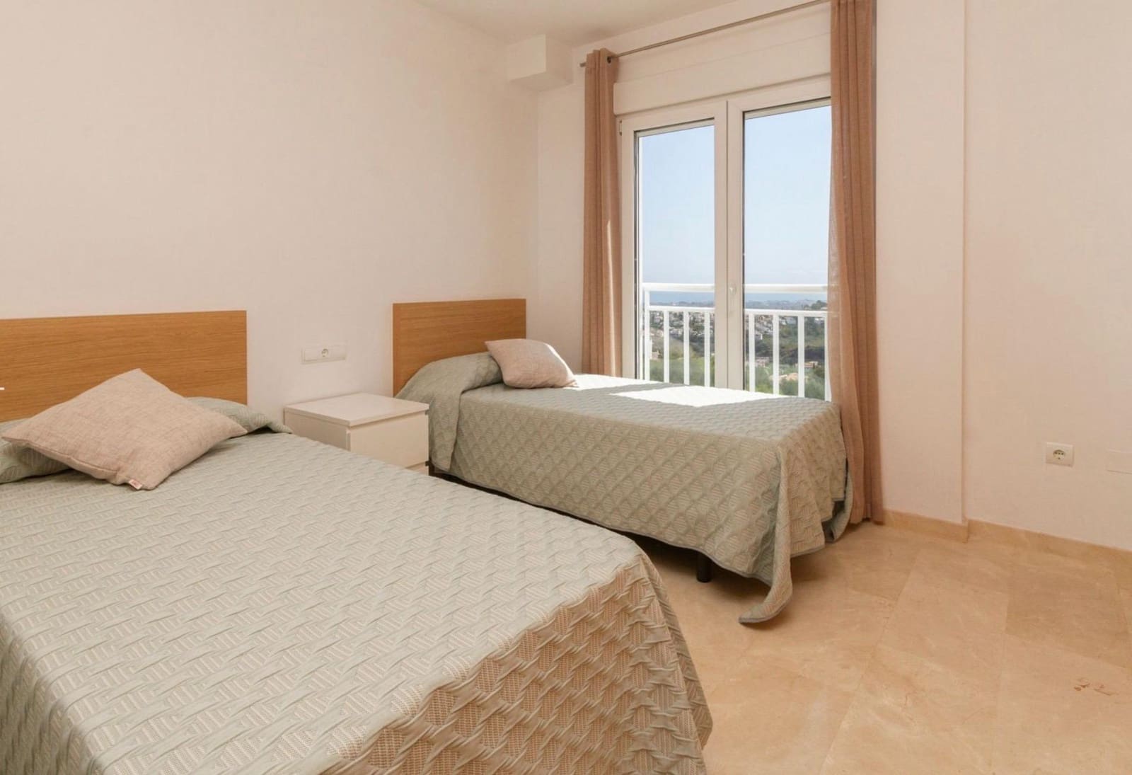 2 sovrum Lägenhet till salu i Pego med pool - 299 000 € (Ref: 9114036)