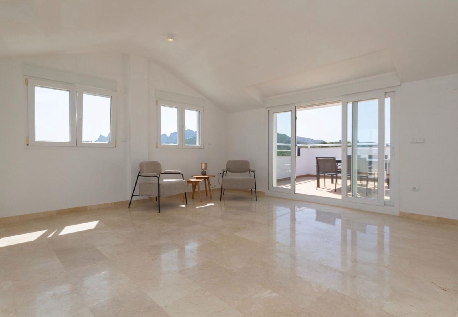 2 sovrum Lägenhet till salu i Pego med pool - 265 000 € (Ref: 9114038)